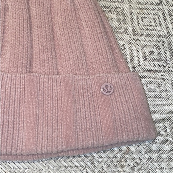 Lululemon Pom Perfection Beanie - Picture 7 of 7